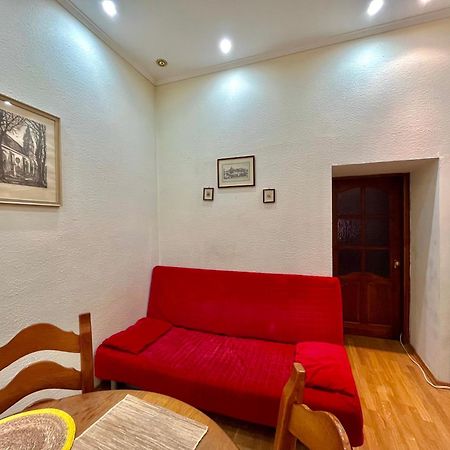 Apartment In The City Centre Львів Екстер'єр фото