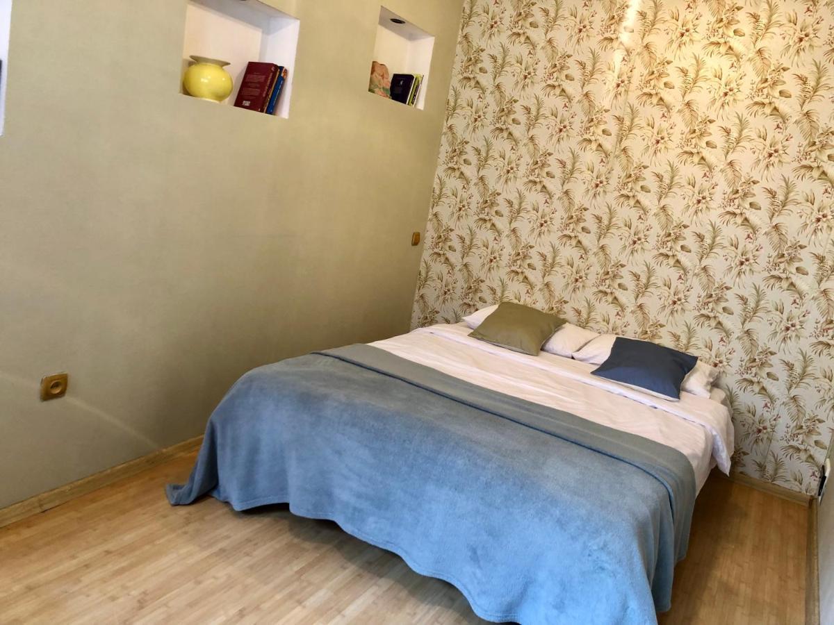 Apartment In The City Centre Львів Екстер'єр фото