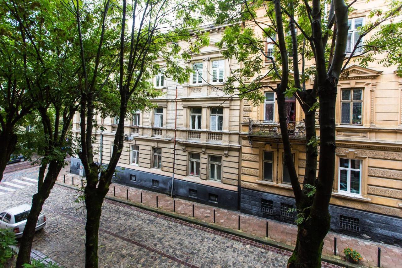 Apartment In The City Centre Львів Екстер'єр фото